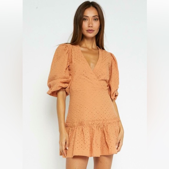 Olivaceous Dresses & Skirts - NWT - Olivaceous Loretta Eyelet Mini Dress, Boho Pink - Size Large